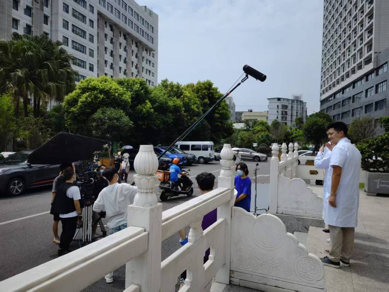 雨湖区广告片拍摄公司低成本实现高规格制作的诀窍